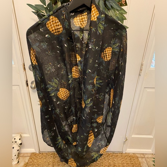 Fun Lightweight Novelty Pineapple Infinity Scarf - Picture 1 of 8
